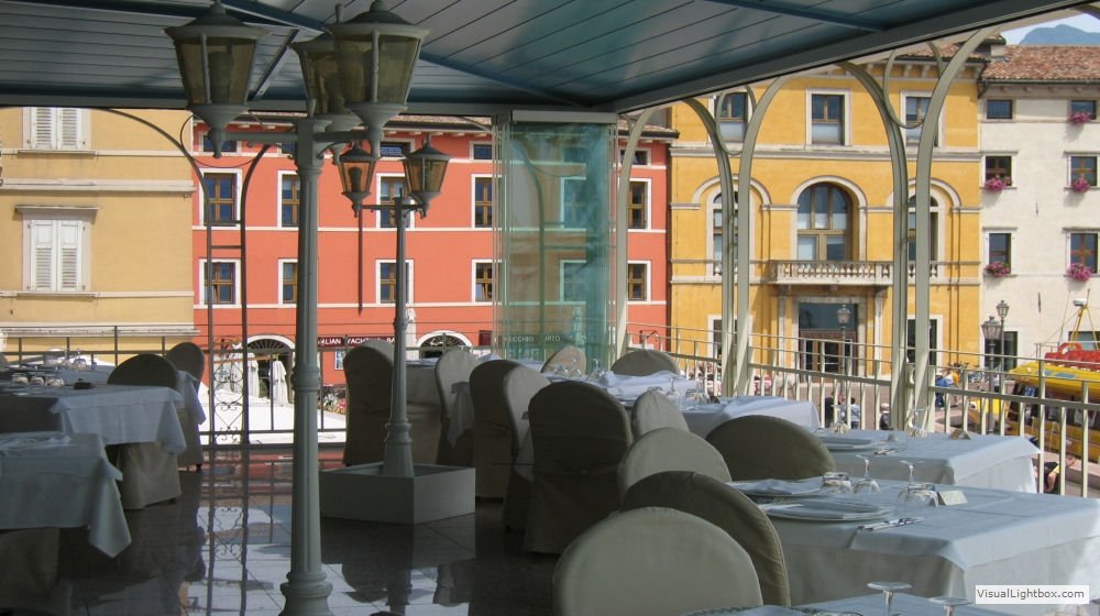 Hotel pergolas